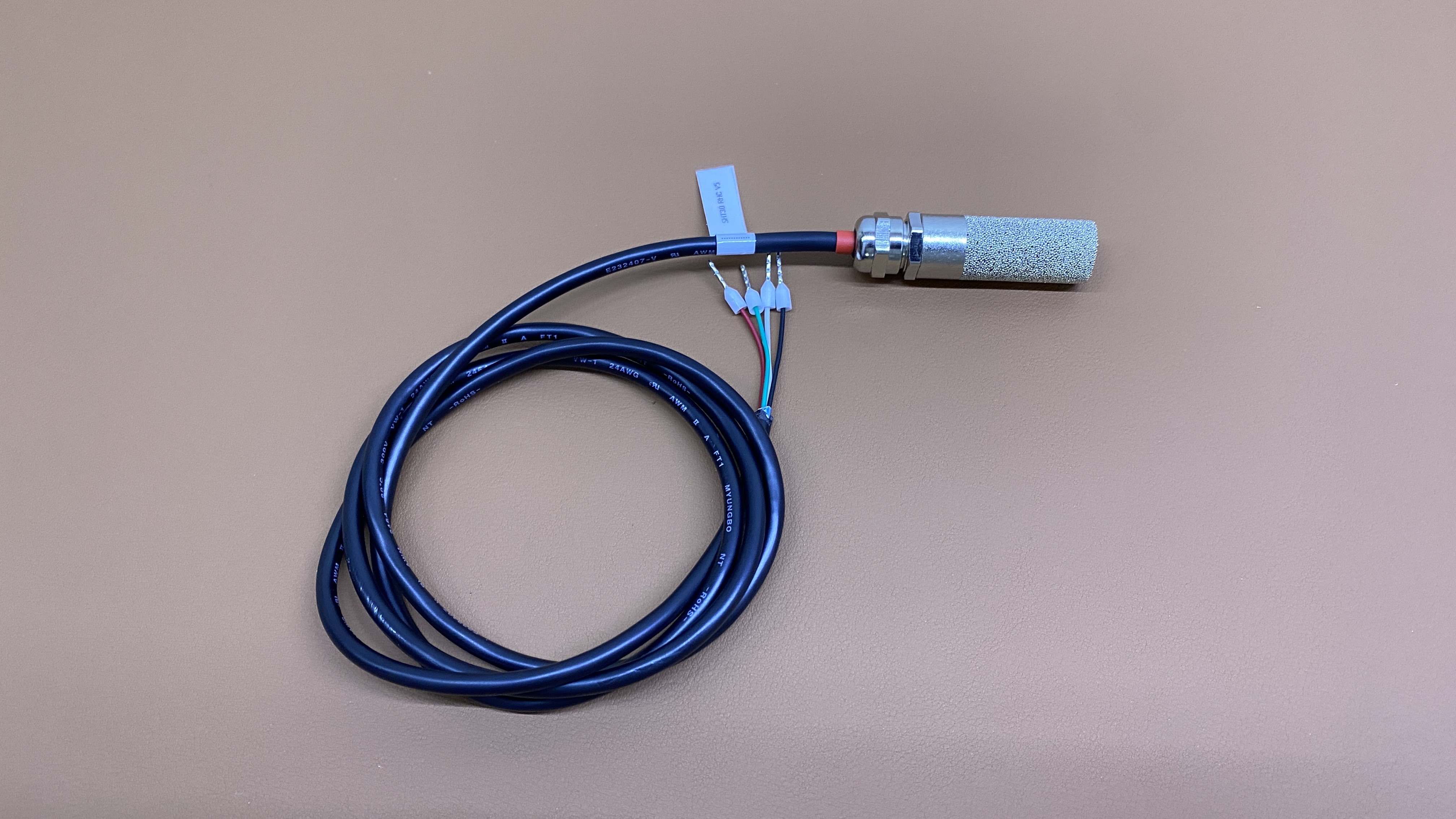 Cảm biến nhiệt độ, độ ẩm công nghiệp RS485(Chip SHT30) - Model: SHT.100